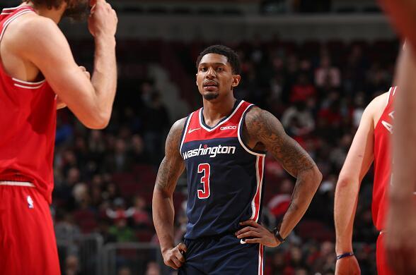 特别是在西 特别是在西